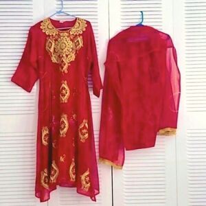 Vintage Red and Gold Aari Kurta Embroidered Indian Set